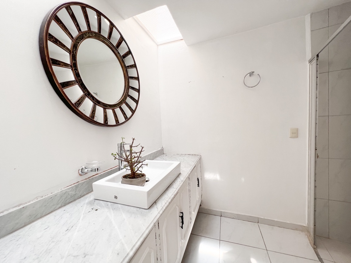 casa-en-renta-en-tecamachalco-4-recamaras-muy-iluminada-con-jardin22-35086