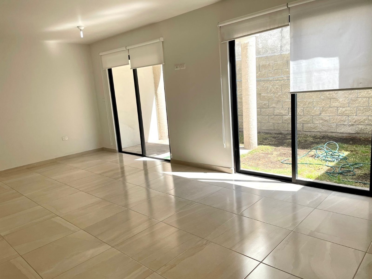 casa-en-renta-en-zibata3-28867