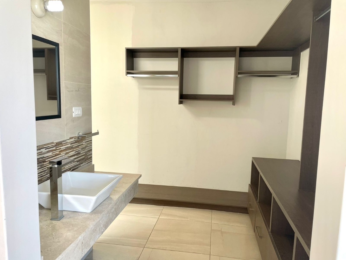 casa-en-renta-en-zibata9-28867