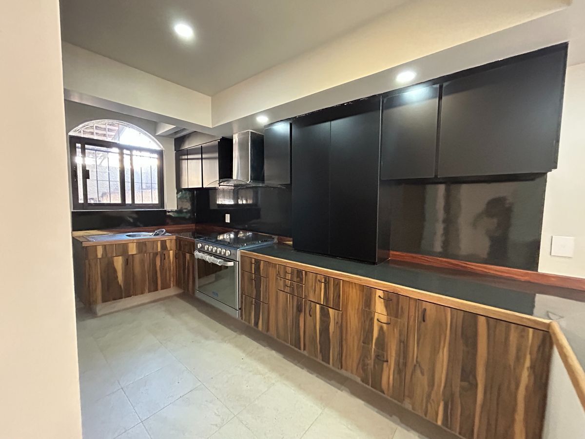 casa-en-renta-remodelada-colomos-proviencia-guadalajara5-26534