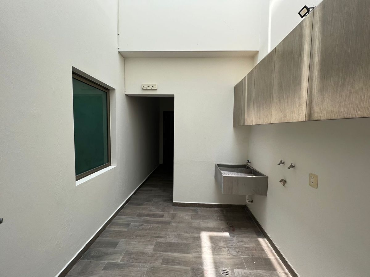 casa-en-venta--o-renta-en-coto-en-fracc-puerta-de-hierro12-30413