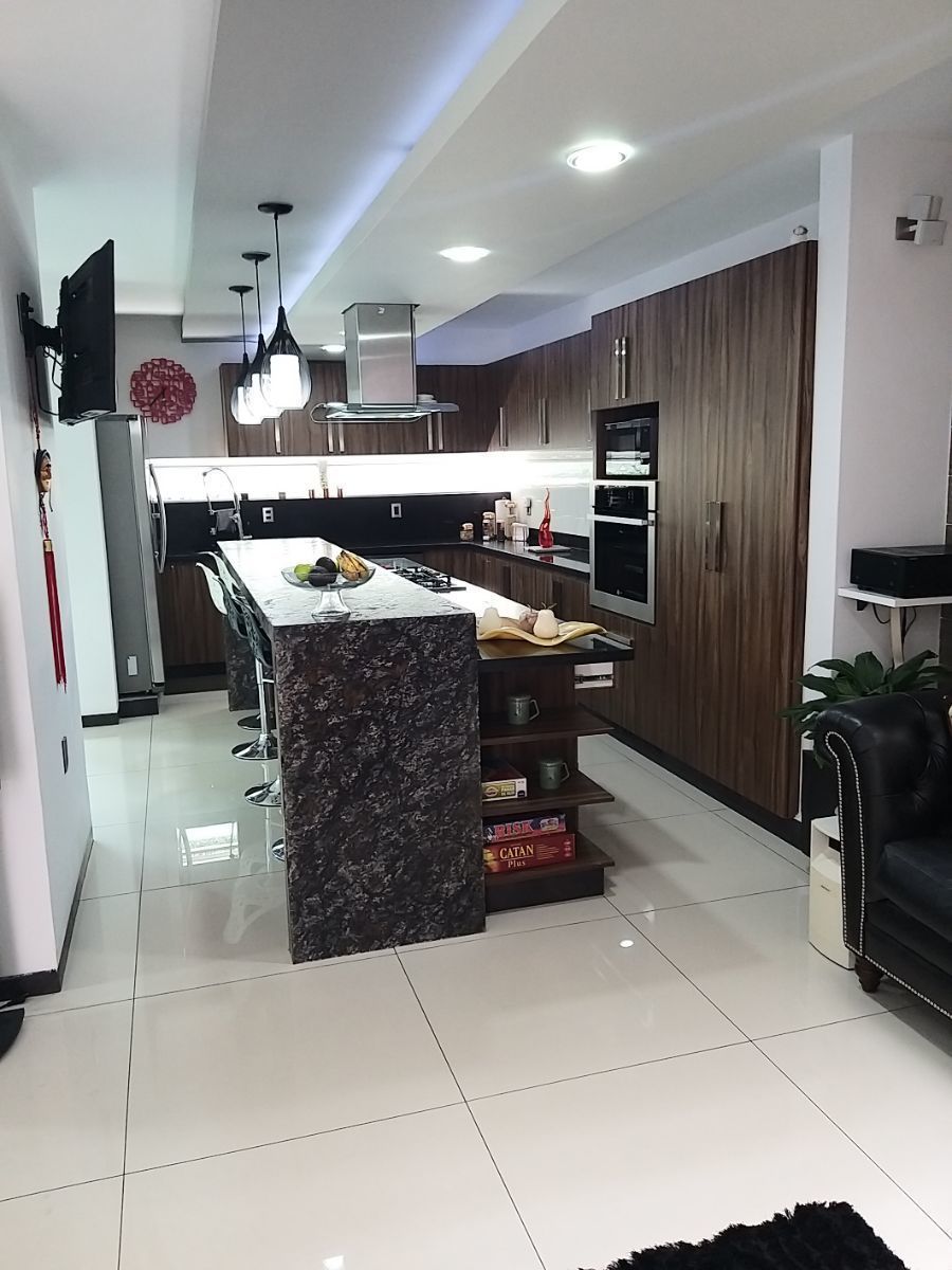 casa-en-venta-4-habitaciones-roof-gardencentro-sur-quertaro11-11765