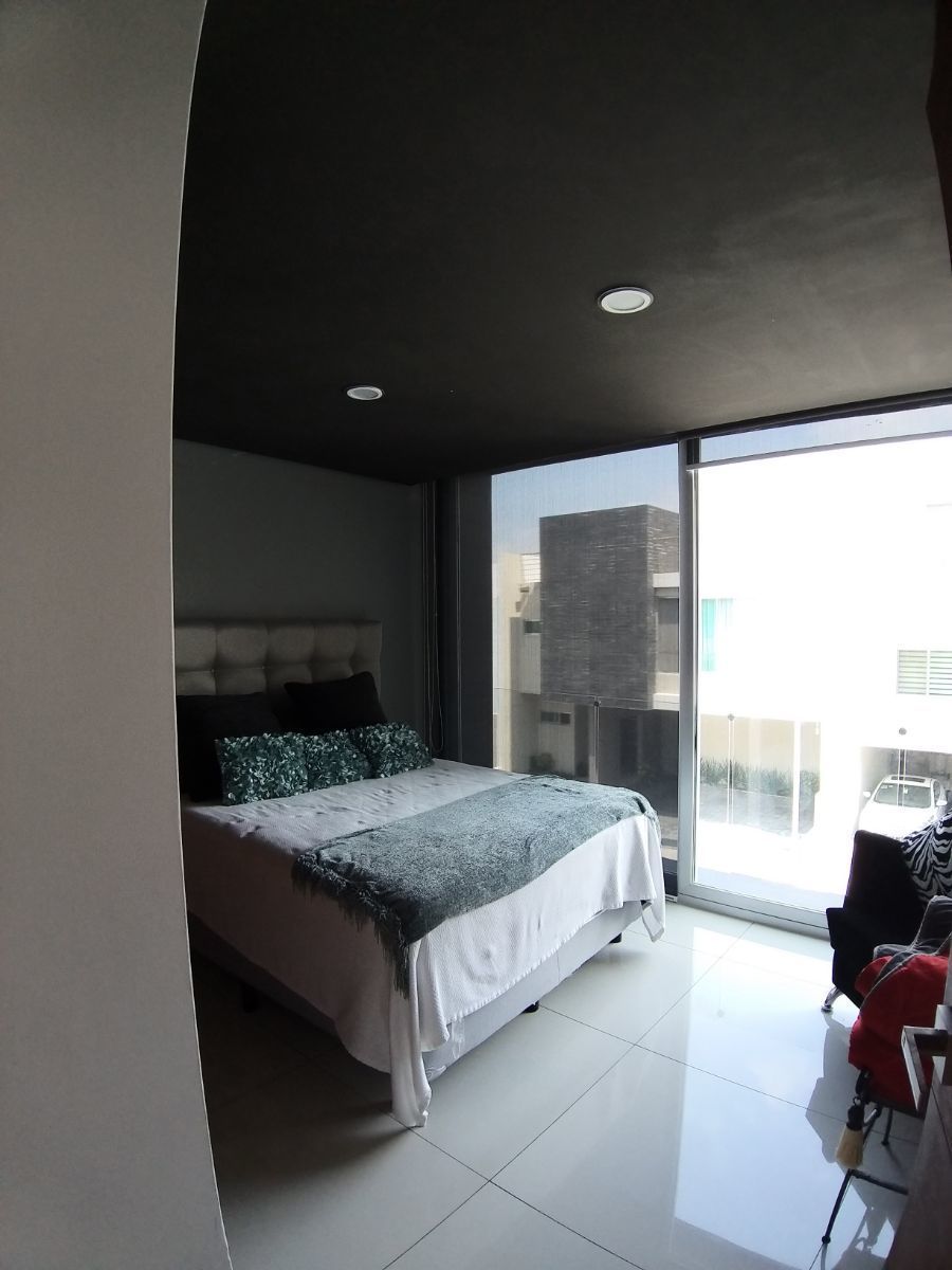 casa-en-venta-4-habitaciones-roof-gardencentro-sur-quertaro22-11765
