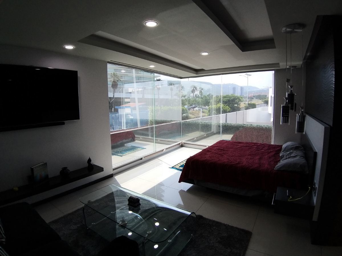 casa-en-venta-4-habitaciones-roof-gardencentro-sur-quertaro42-11765