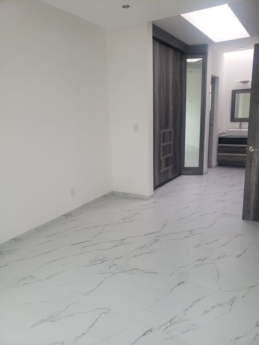 casa-en-venta-4-recamaras--fraccionamiento--el-refugio-queretaro26-12597