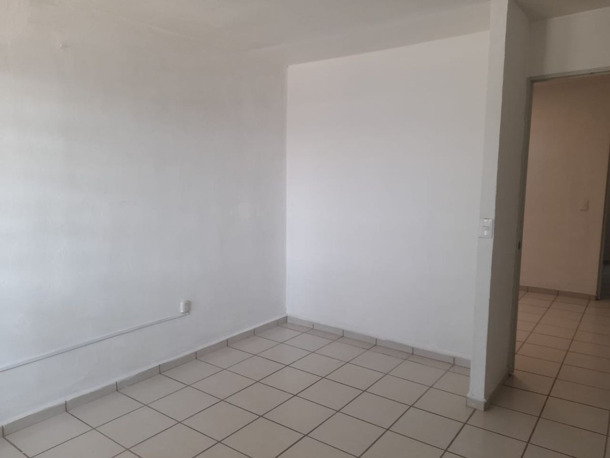 casa-en-venta-brisas-del-pedregal-al-sur-de-len-por-salida-a-eje-metropolitano26-28289