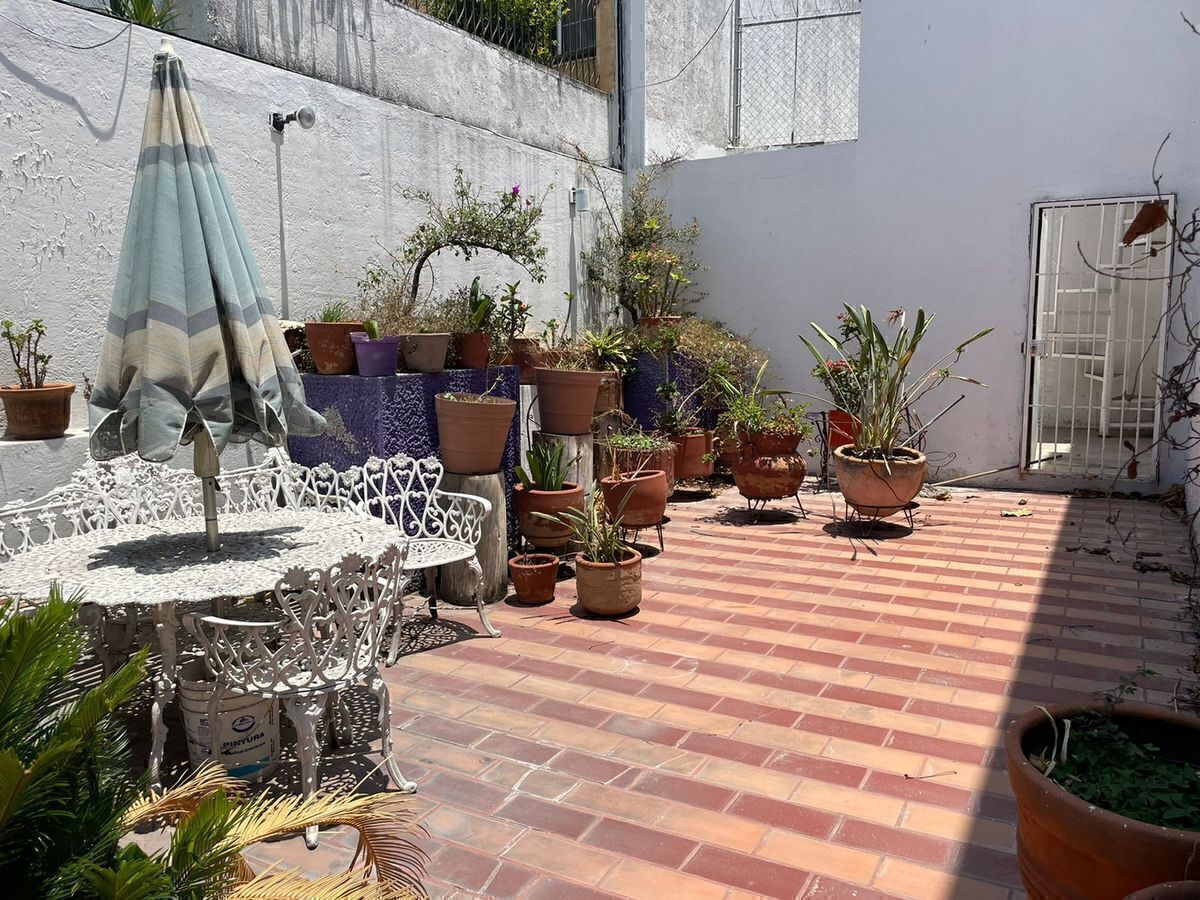 casa-en-venta-cerca-de-los-arcos-4-recmaras-jardn-y-jacuzzi9-19035