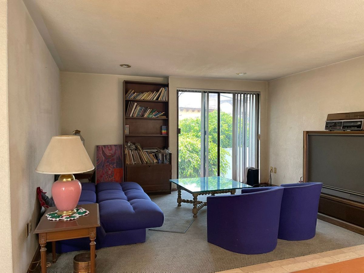 casa-en-venta-cerca-de-los-arcos-y-centro-histrico-4-rec-jardn-y-jacuzzi10-28813