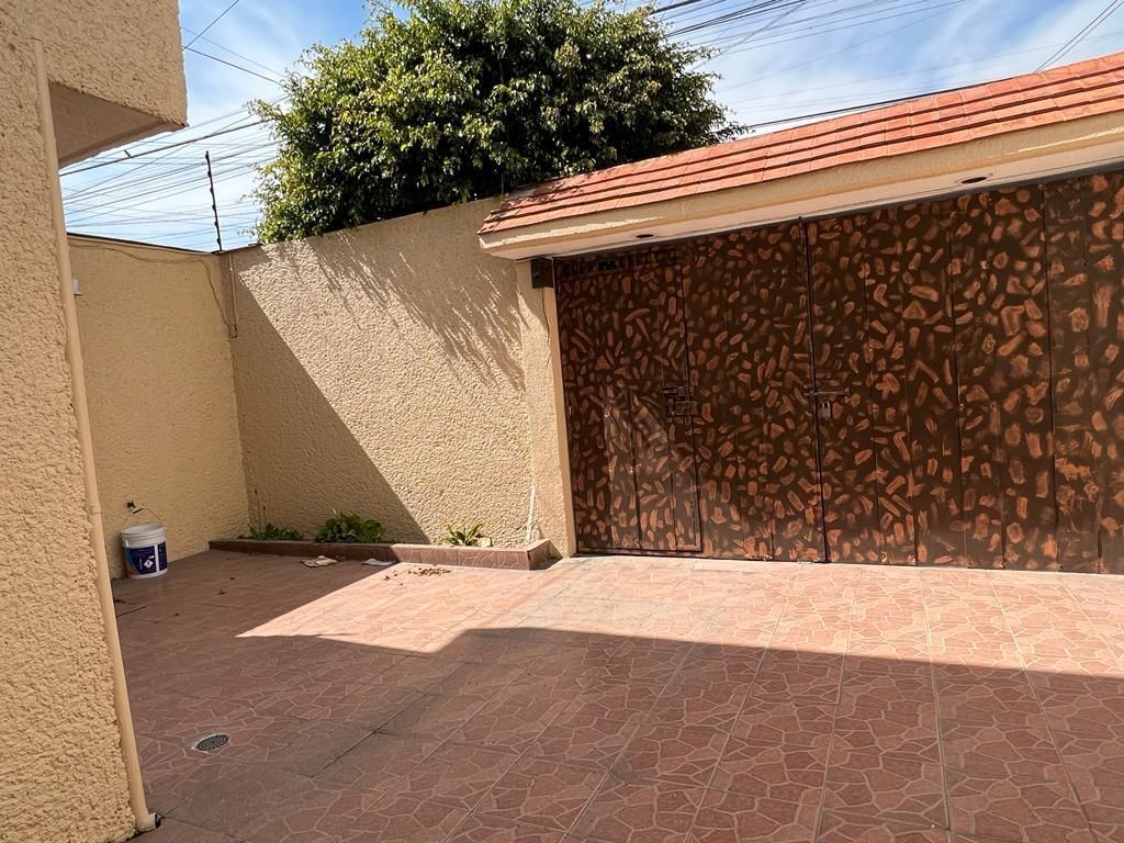 casa-en-venta-col-villa-de-las-flores-edomex23-13993