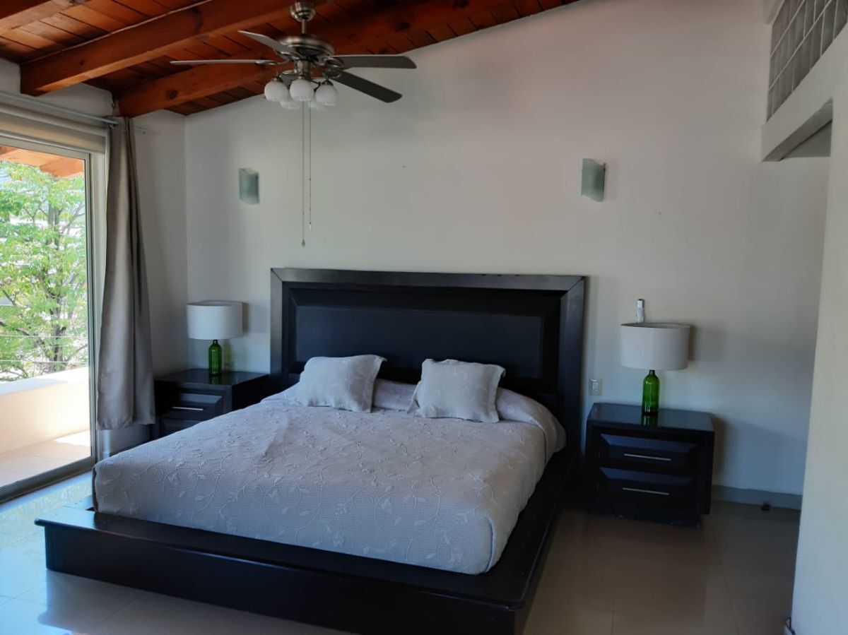 casa-en-venta-con-alberca-en-colonia-independencia-puerto-vallarta7-11763