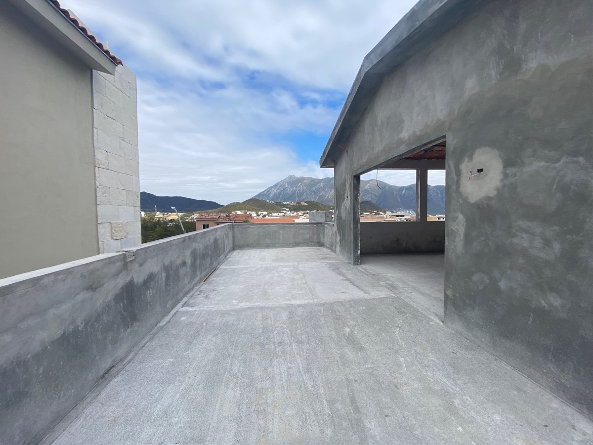 casa-en-venta-con-alberca-priv-azulejos-carr-nacional-monterrey15-15120