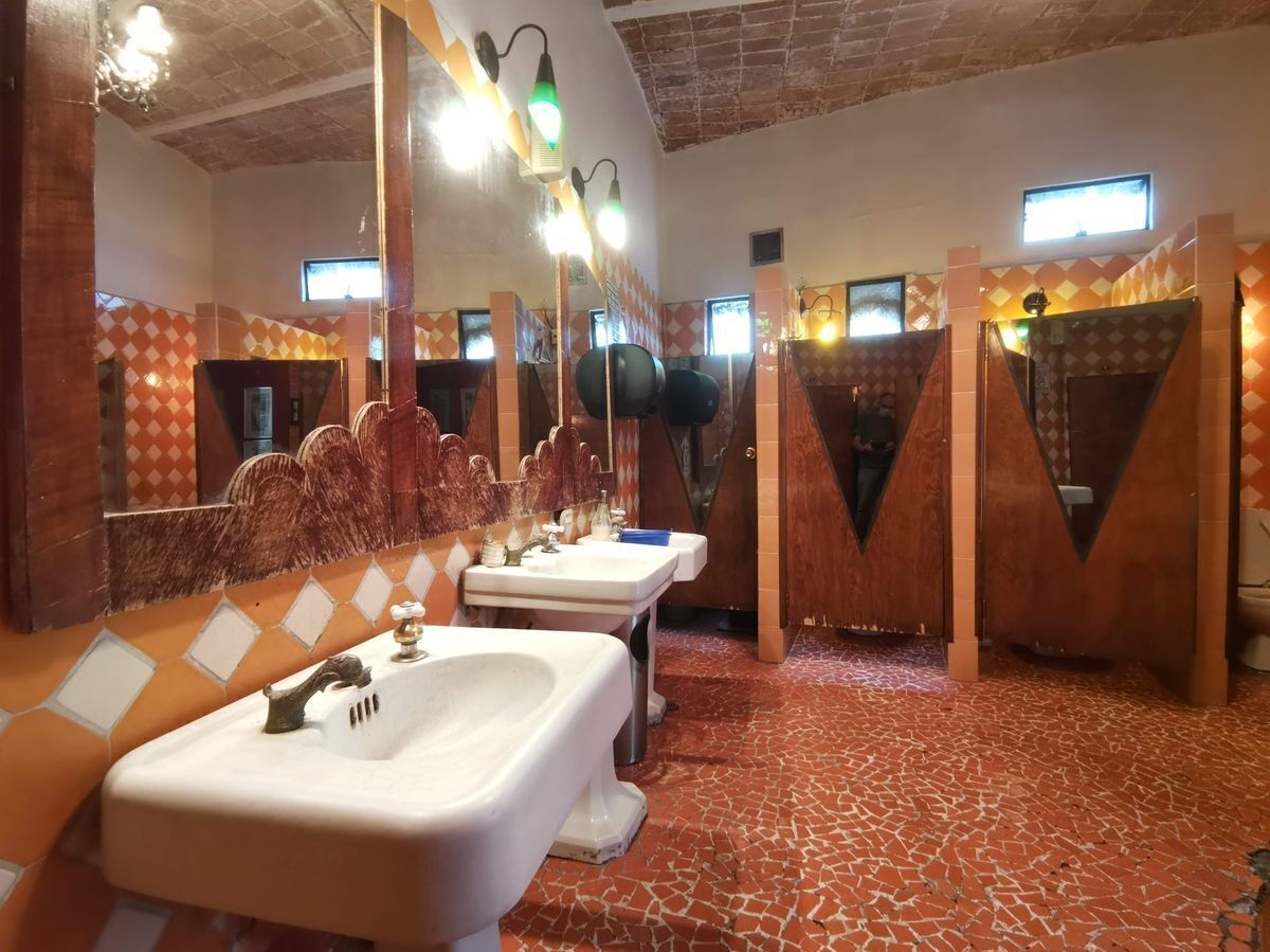 casa-en-venta-con-uso-de-suelo--calle-amsterdam24-16000