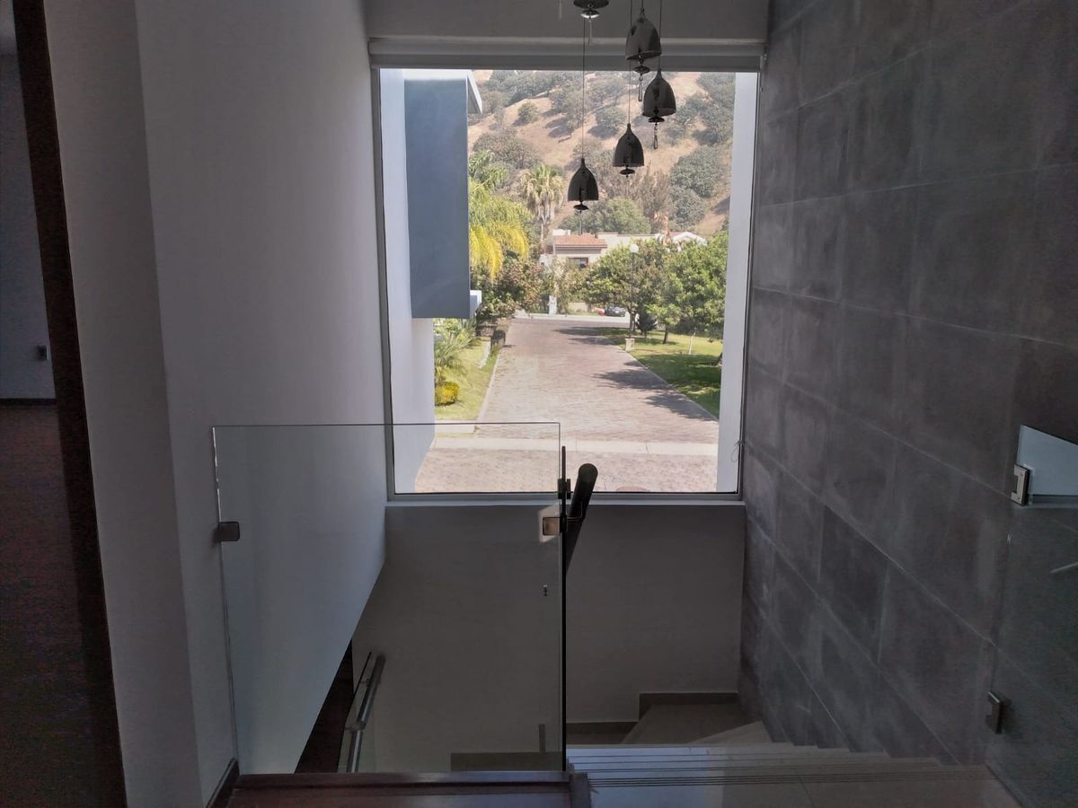 casa-en-venta-en-bosques-de-santa-anita10-26920
