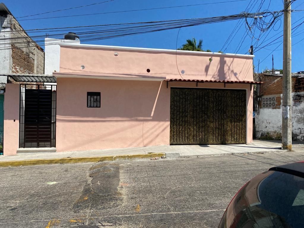 Casa en venta en Calzada Pie de la Cuesta, Miguel Alemán, Hogar Moderno.