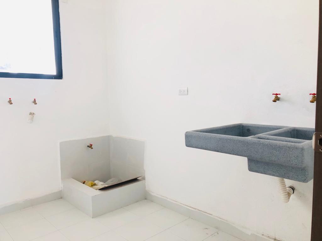 casa-en-venta-en-carretera-nacional-cerezos-residencial-monterrey-nl-alberca32-37395