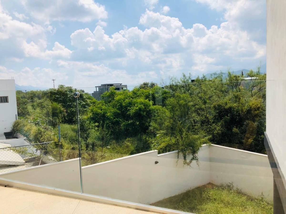 casa-en-venta-en-carretera-nacional-la-joya-monterrey-nl-4-recamaras17-37341