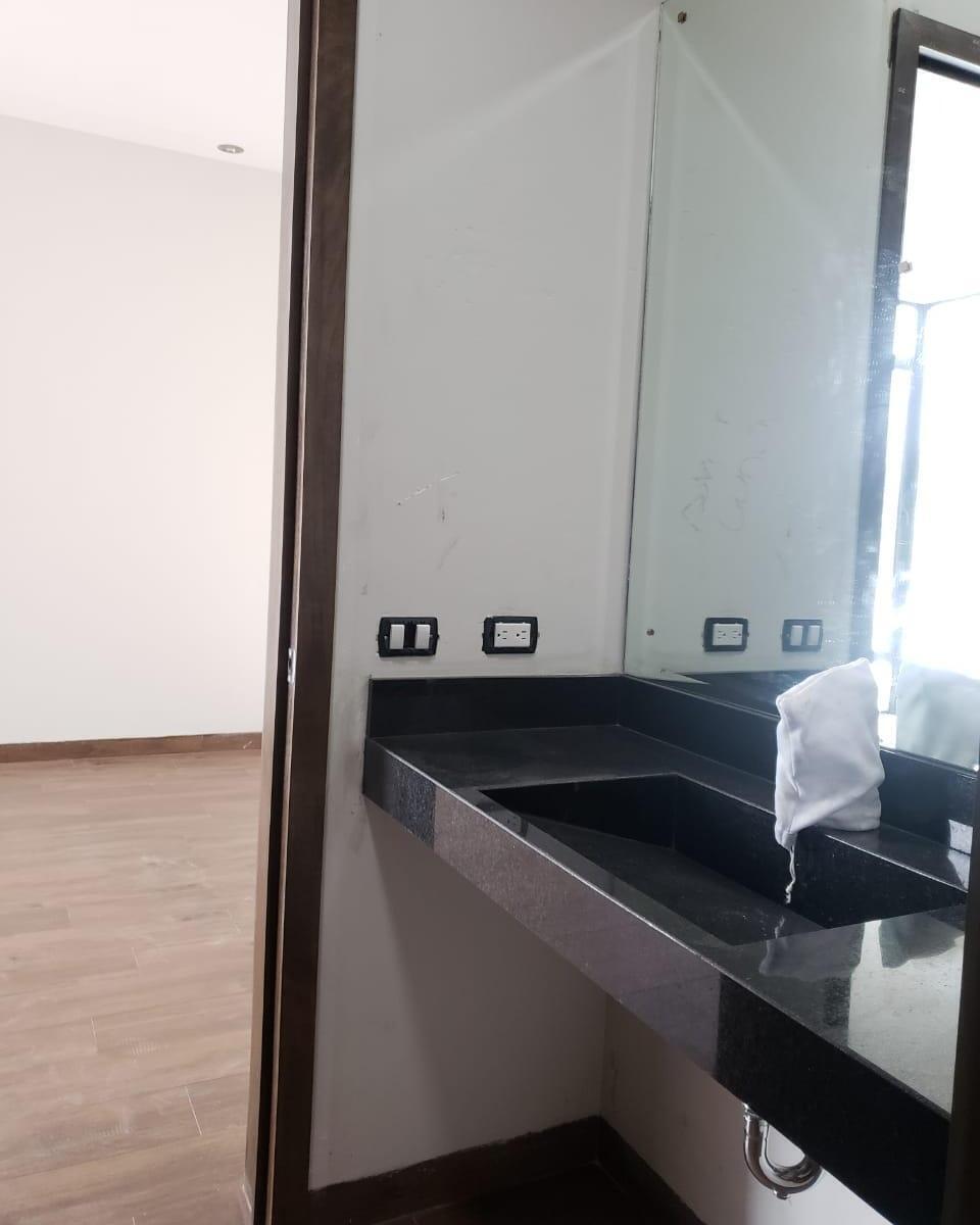 casa-en-venta-en-catujanes-carretera-nacional-monterrey-estudio-planta-baja10-37356