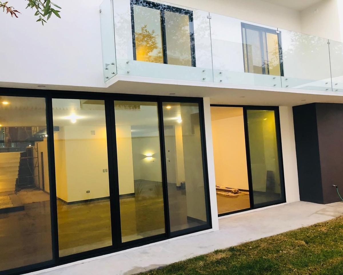 casa-en-venta-en-catujanes-carretera-nacional-monterrey-nl3-37359