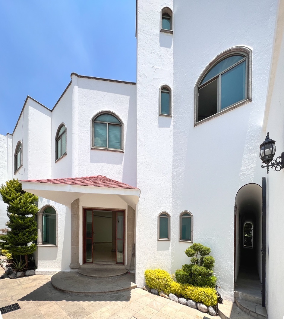 casa-en-venta-en-cerrada--en-fuentes-del-pedregal--4-recamaras2-37860