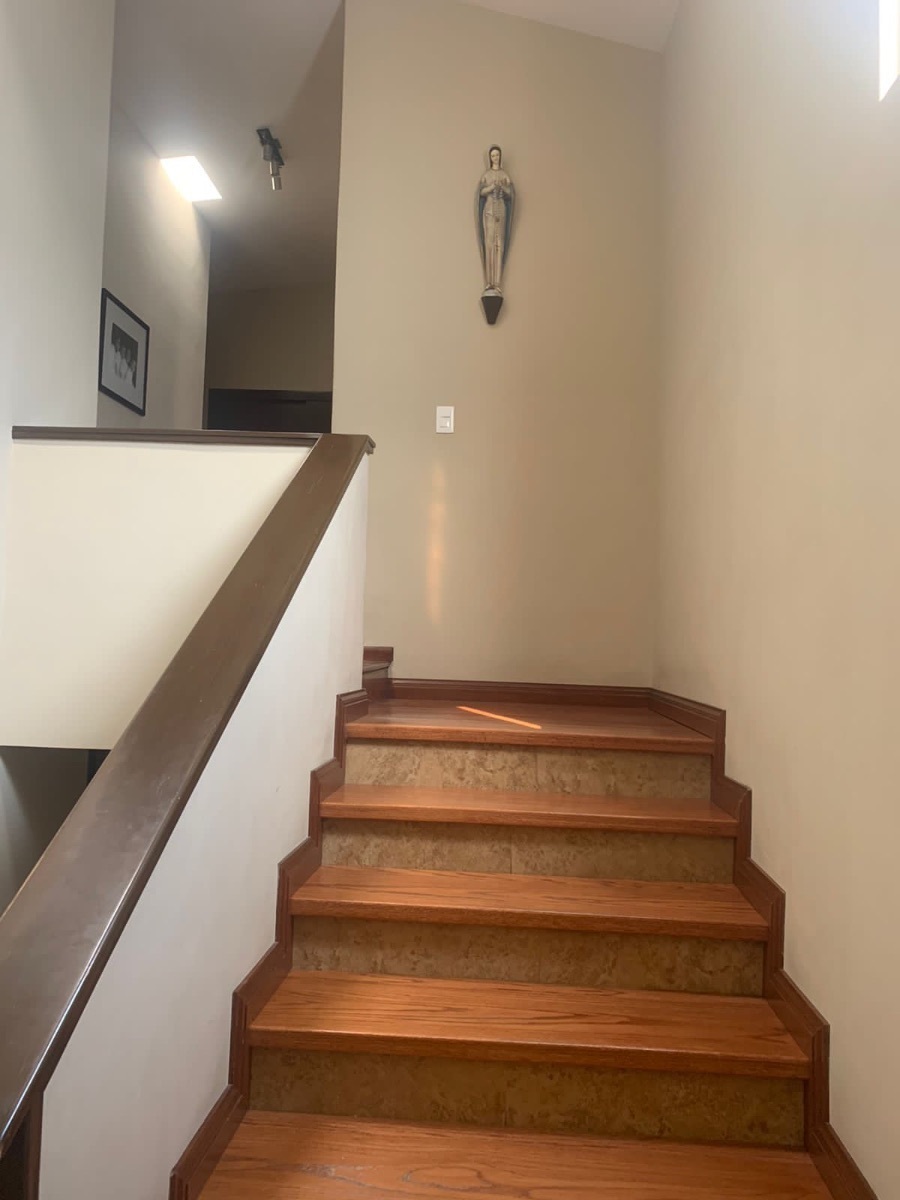 casa-en-venta-en-colinas-de-san-jeronimo13-26545