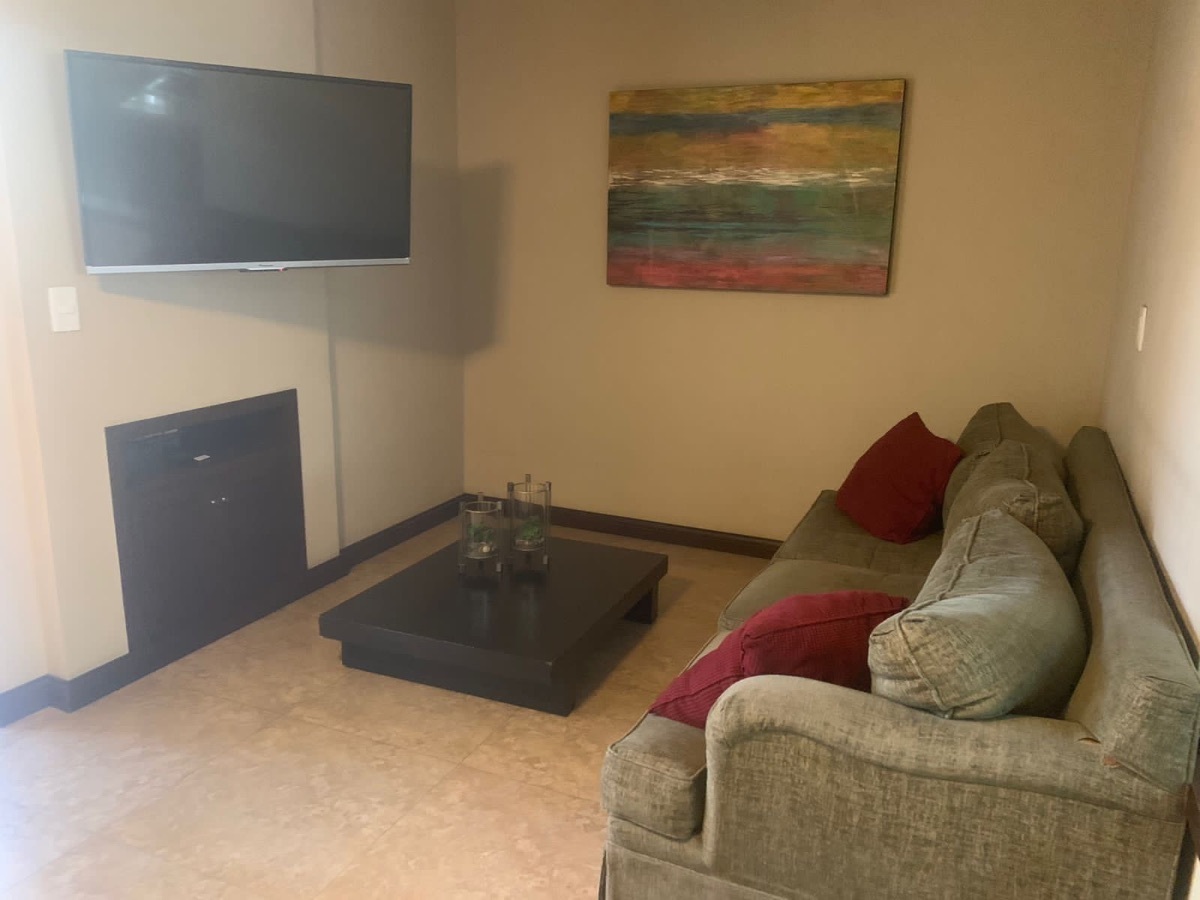 casa-en-venta-en-colinas-de-san-jeronimo4-26545