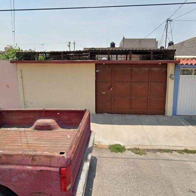 ¡CASA EN VENTA EN COLONIA VILLA DE LAS FLORES, COACALCO!