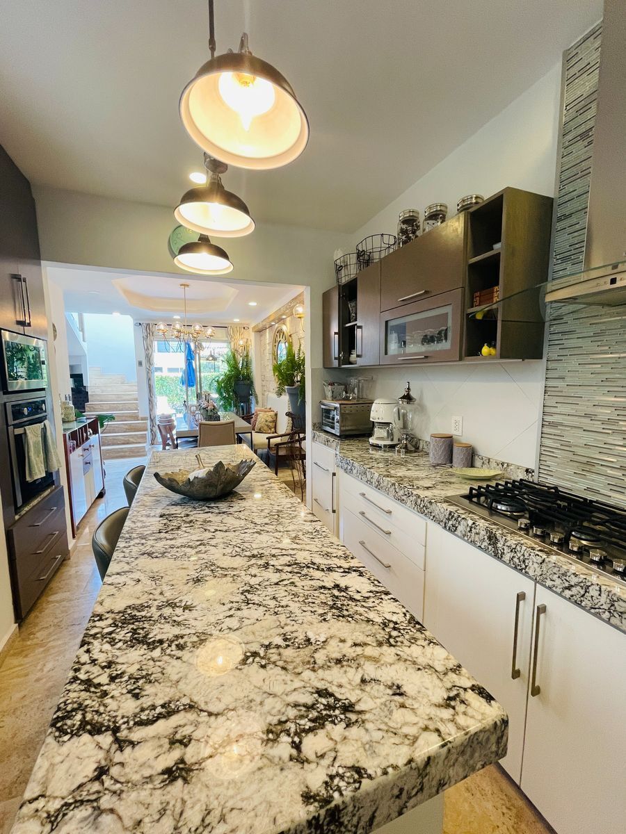 casa-en-venta-en-condominio-con-alberca-comn-en-jiutepec8-36748