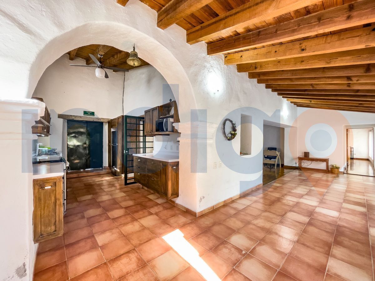 casa-en-venta-en-corregidora-el-pueblito-incluye-2-casas-despacho-y-oficinas40-30433