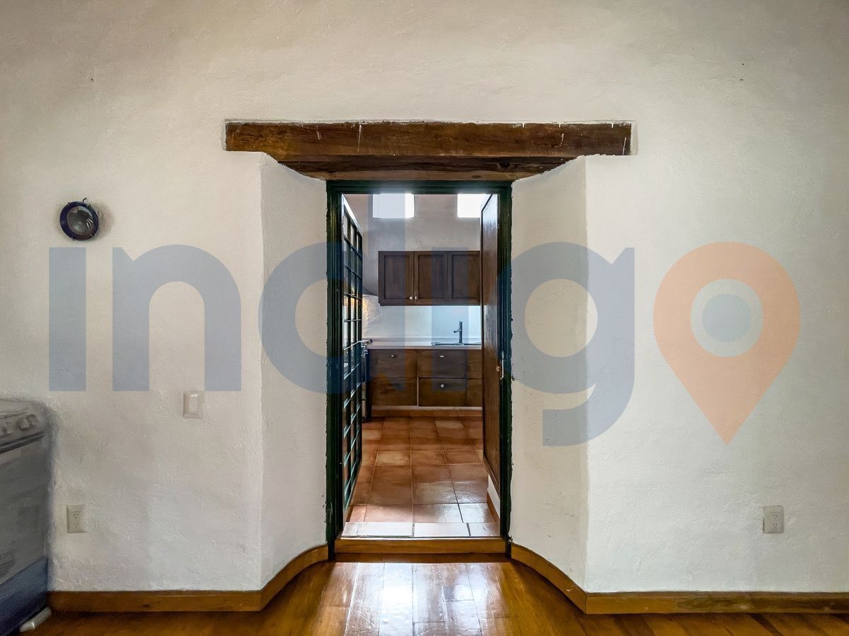 casa-en-venta-en-corregidora-el-pueblito-incluye-2-casas-despacho-y-oficinas43-30433