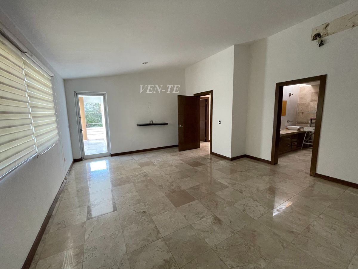 casa-en-venta-en-fraccionamiento-puerta-del-bosque18-32287