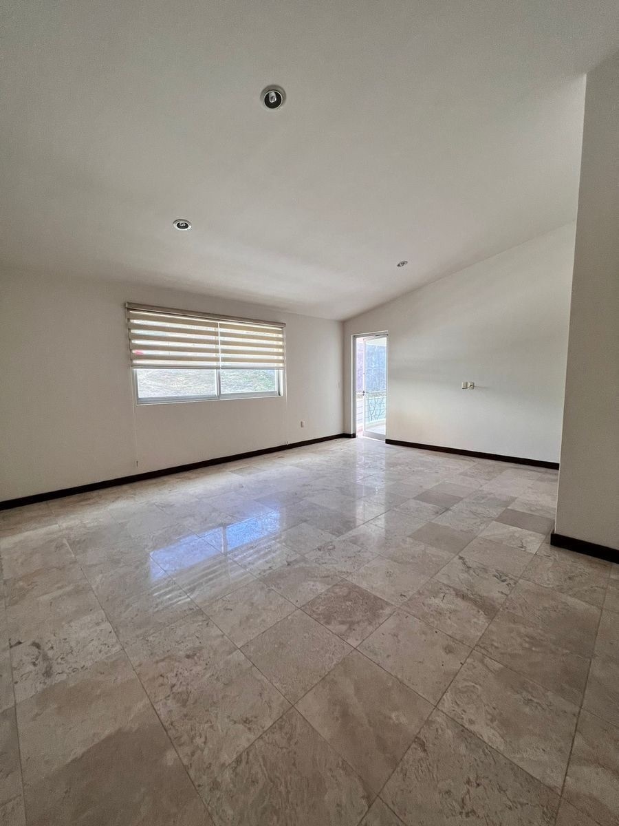 casa-en-venta-en-fraccionamiento-puerta-del-bosque8-32287