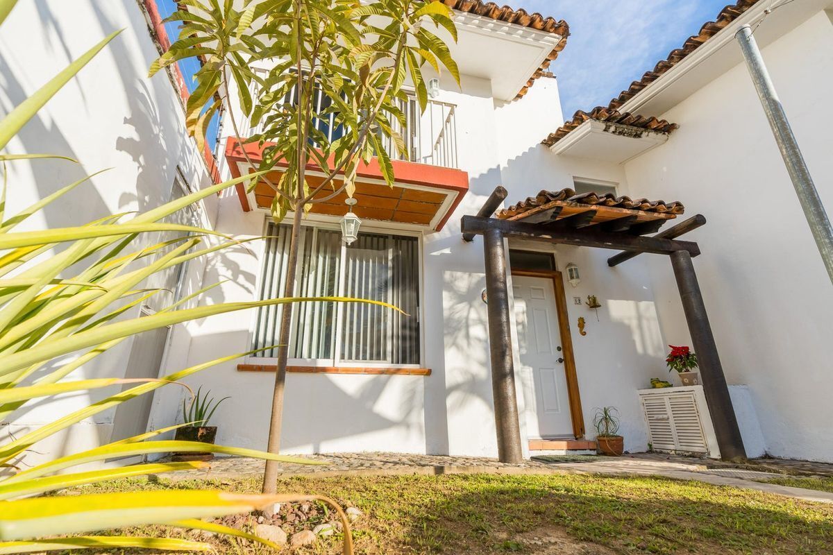 casa-en-venta-en-fraccionamiento-villas-coral-los-sauces2-37103