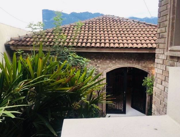 casa-en-venta-en-fuentes-del-valle-san-pedro-garza-garca-nuevo-len8-33689