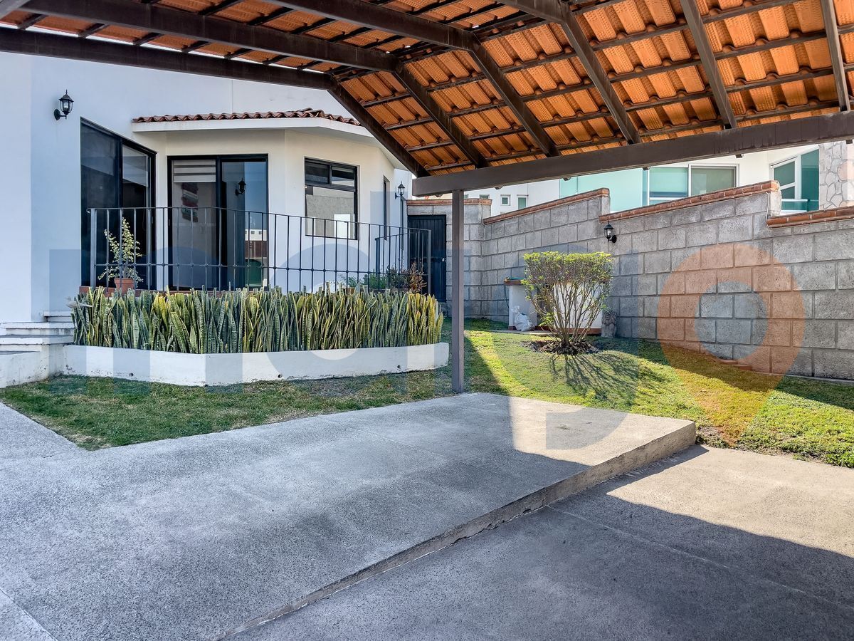 casa-en-venta-en-hacienda-real-tejeda-corregidora-en-esquina7-30432