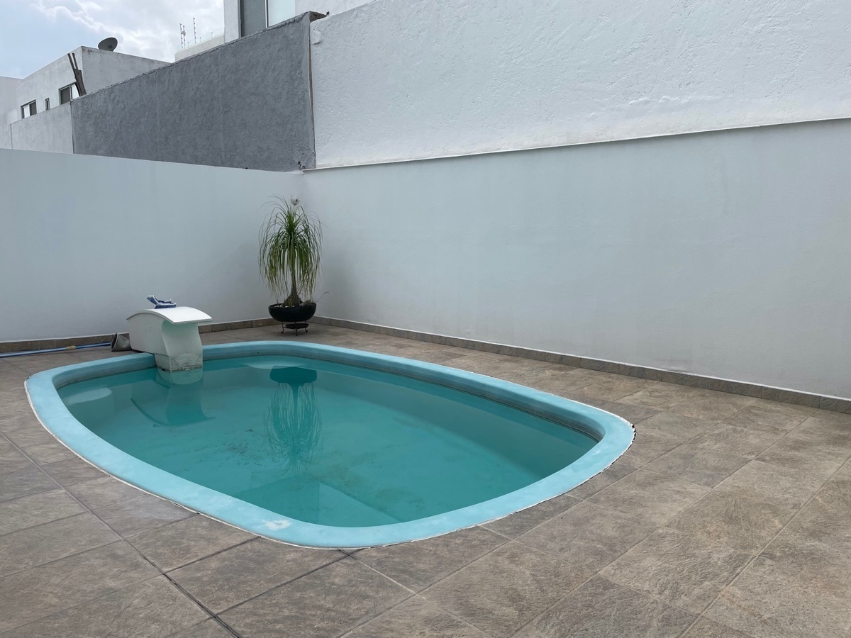 casa-en-venta-en-juriquilla-con-alberca-propia11-11633
