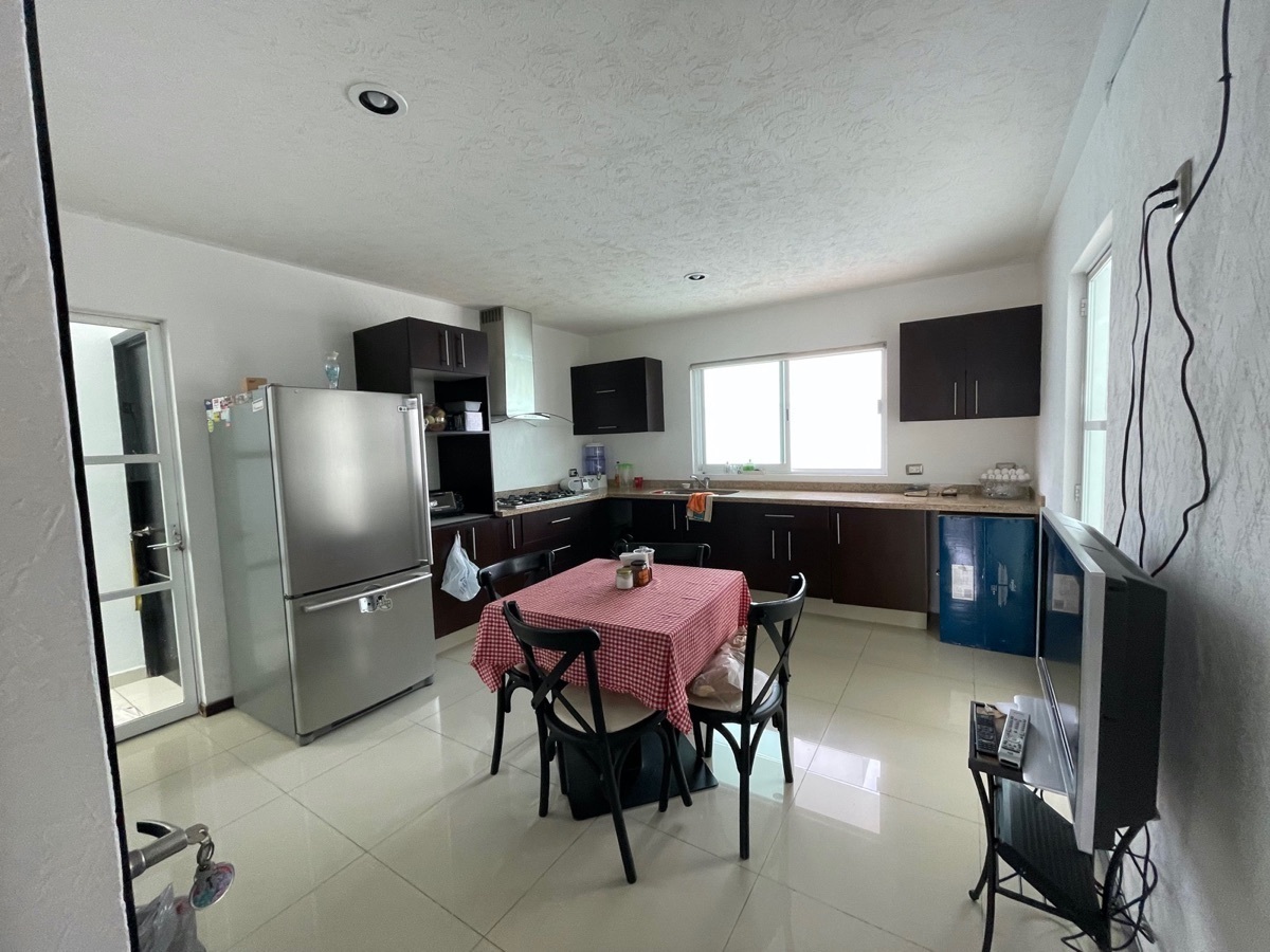 casa-en-venta-en-juriquilla-con-alberca-propia4-11633