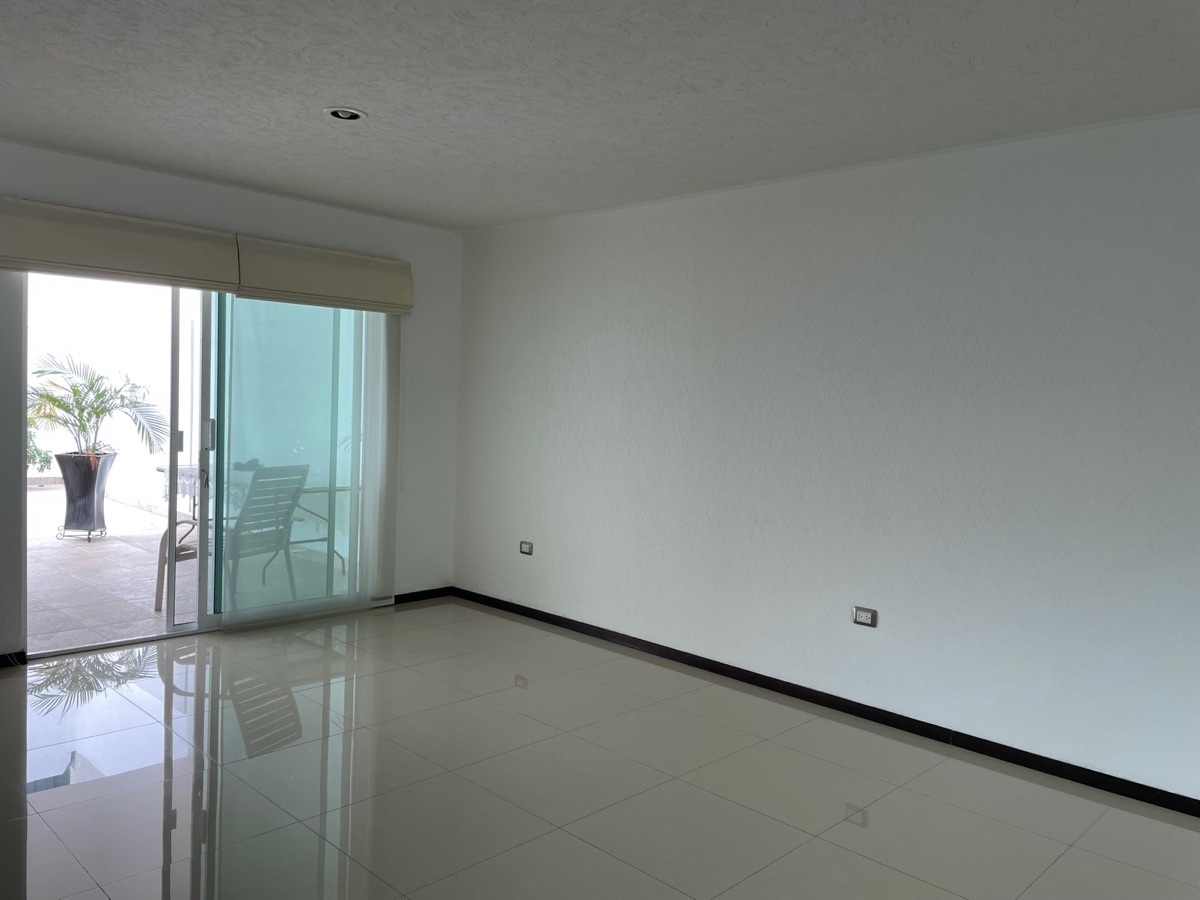 casa-en-venta-en-juriquilla-con-alberca-propia9-11633