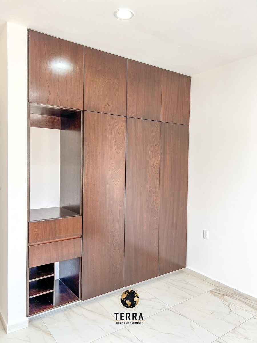 casa-en-venta-en-lomas-de-la-rioja-con-alberca10-37677