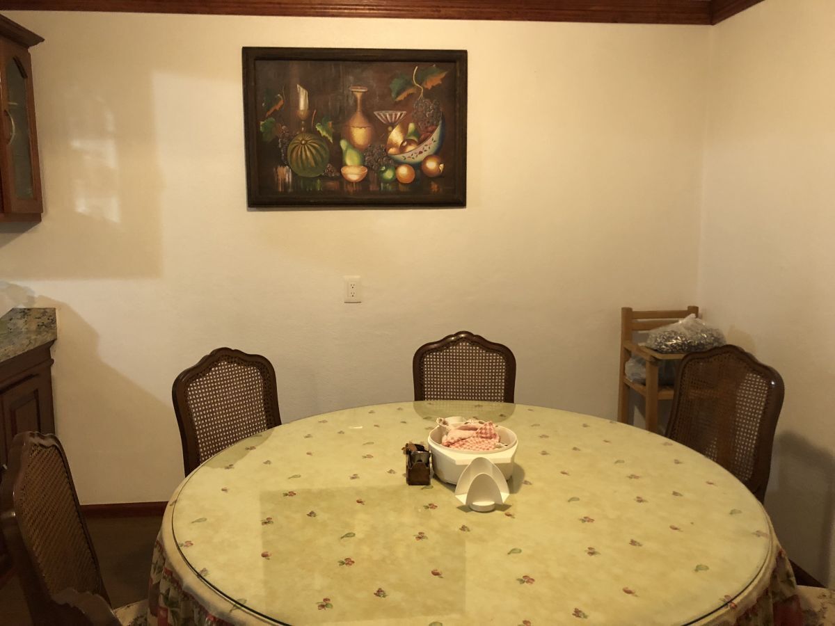 casa-en-venta-en-ocolusen-a-4-cuadras-del-tunel-amplios-espacios5-13655