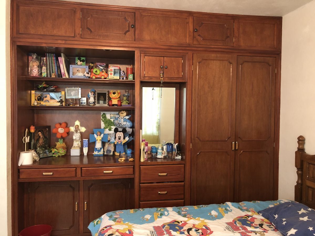casa-en-venta-en-ocolusen-a-4-cuadras-del-tunel-amplios-espacios8-13655