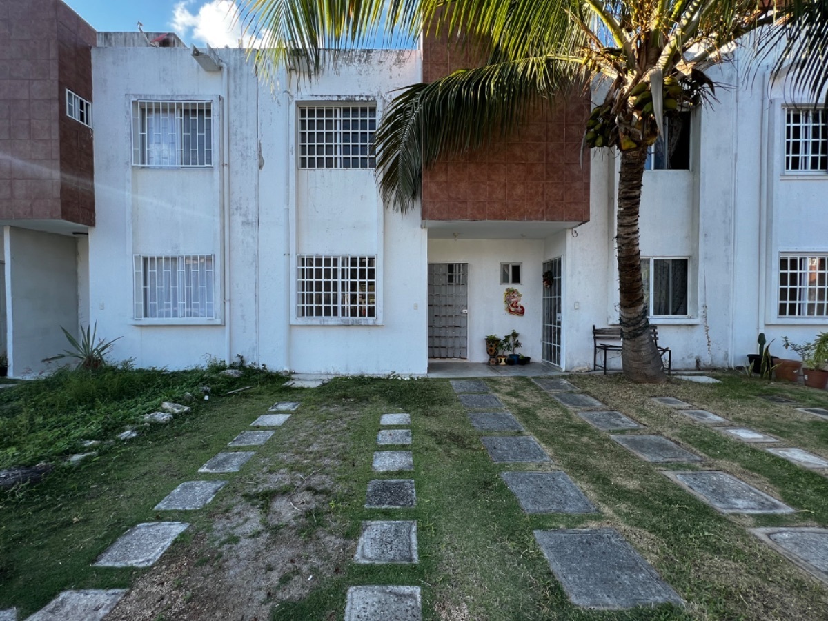 Casa en venta en Playa del Carmen en Los Olivos