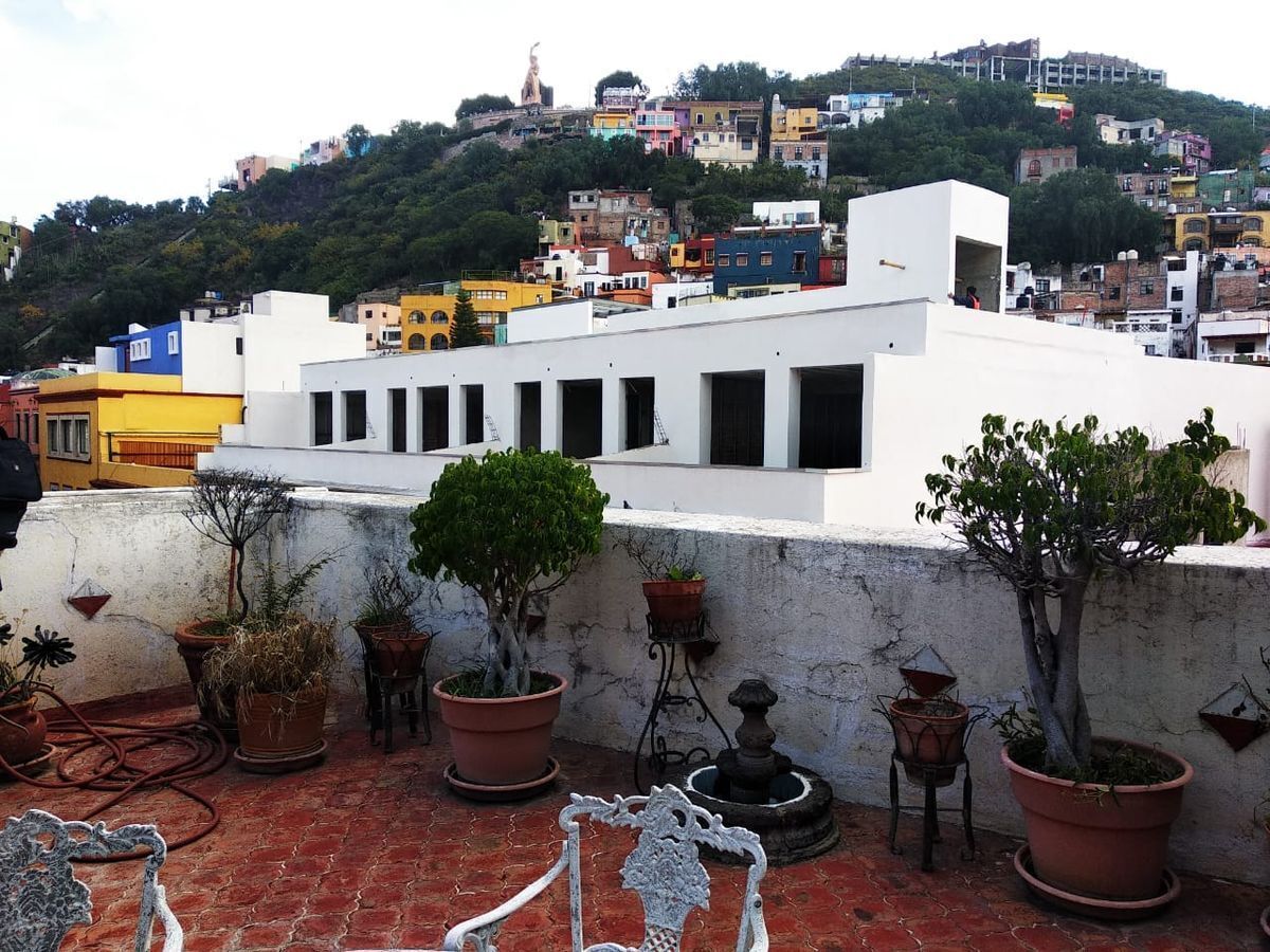 casa-en-venta-en-plaza-de-la-paz-en-zona-centro-de-guanajuato-gto10-28925