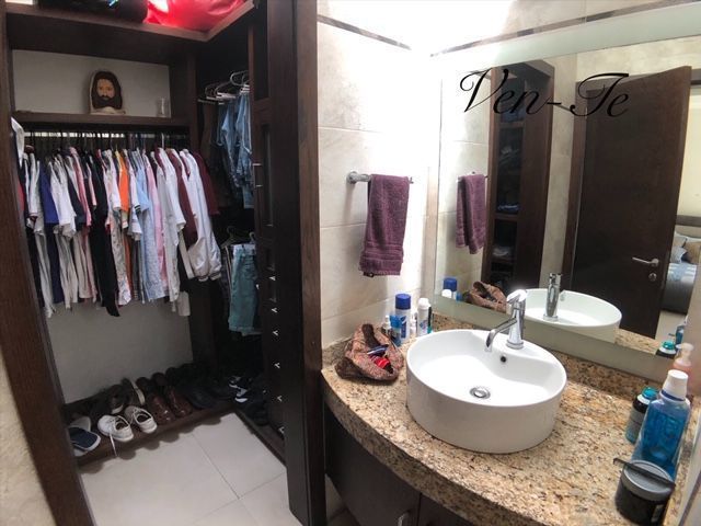casa-en-venta-en-puerta-de-hierro27-37024