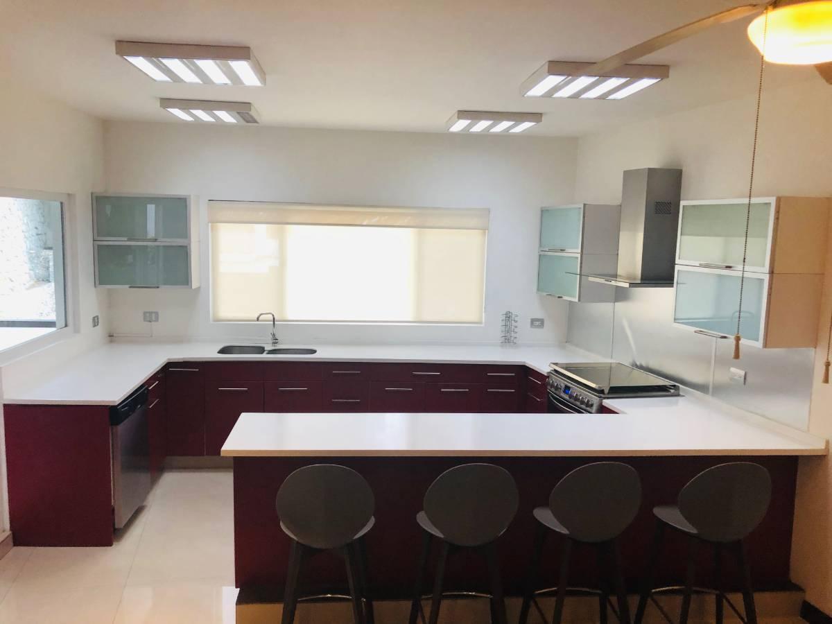 casa-en-venta-en-valle-de-san-ngel--zona-chipinque-san-pedro-nl2-37379