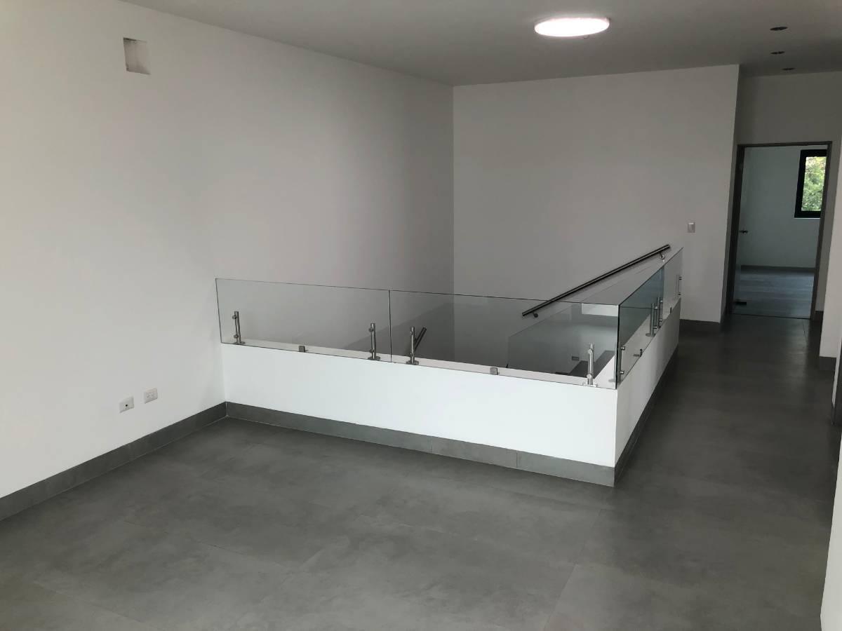 casa-en-venta-en-valle-del-vergel-carretera-nacional-monterrey-nlrec-en-pb43-37391