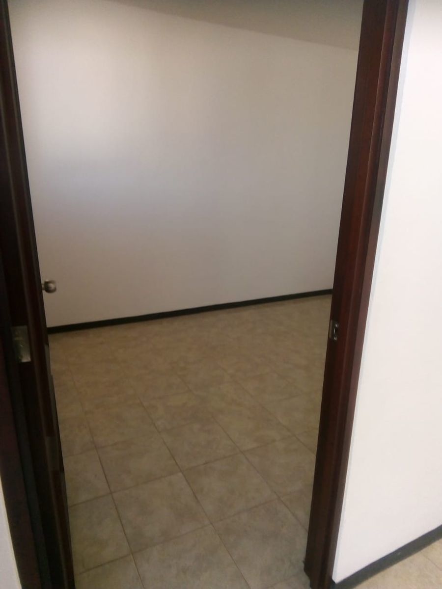 casa-en-venta-o-renta--en-zona-sur-santa-isabel36-11532
