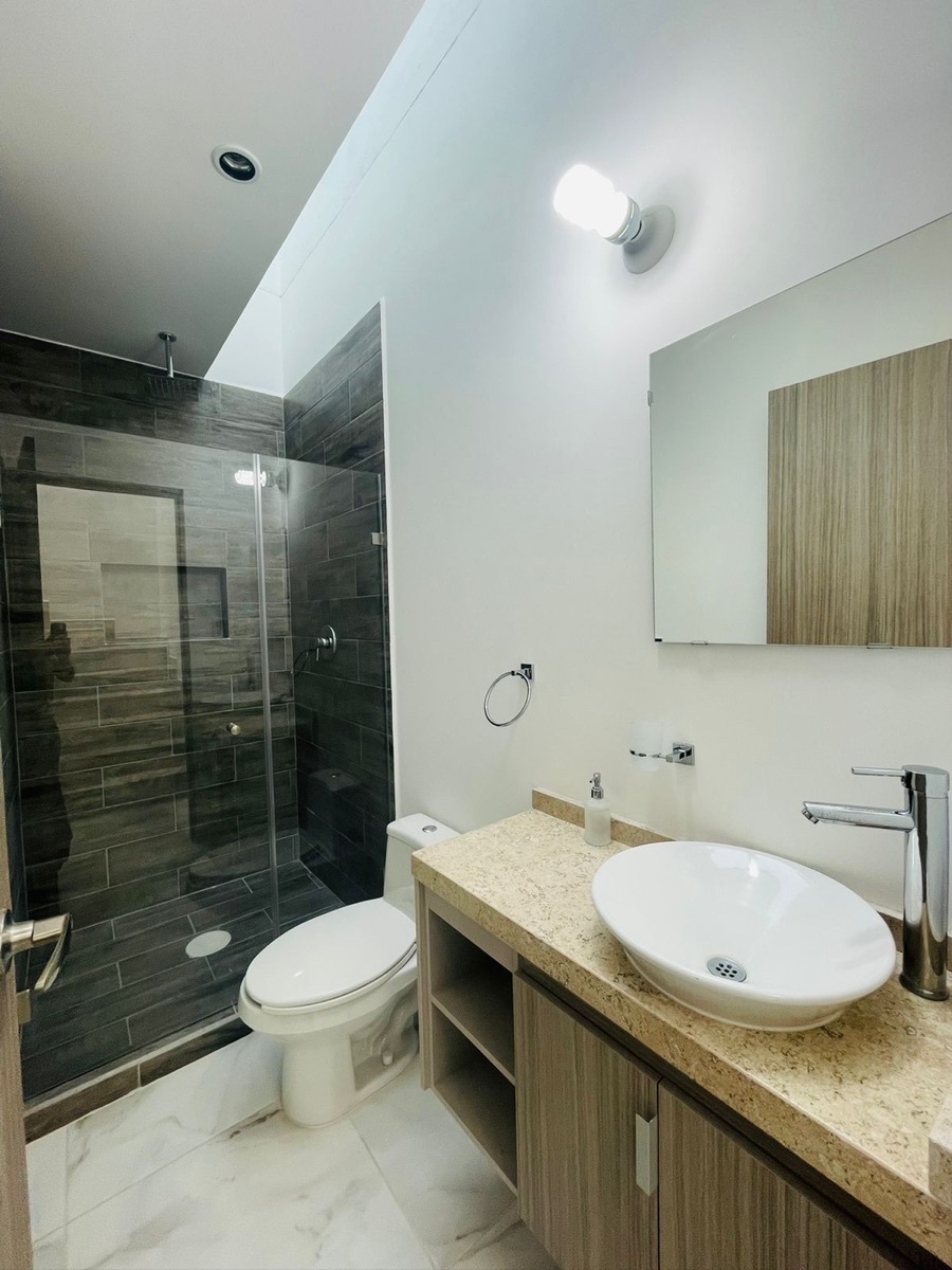 casa-en-venta-quertaro--roof-garden-4-recmaras-alberca23-26538