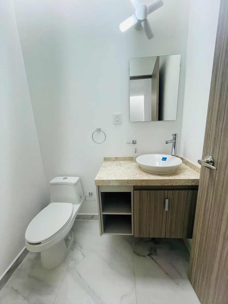casa-en-venta-quertaro--roof-garden-4-recmaras-alberca37-26538