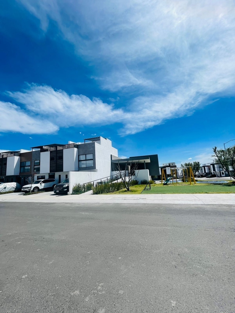 casa-en-venta-quertaro--roof-garden-4-recmaras-alberca39-26538