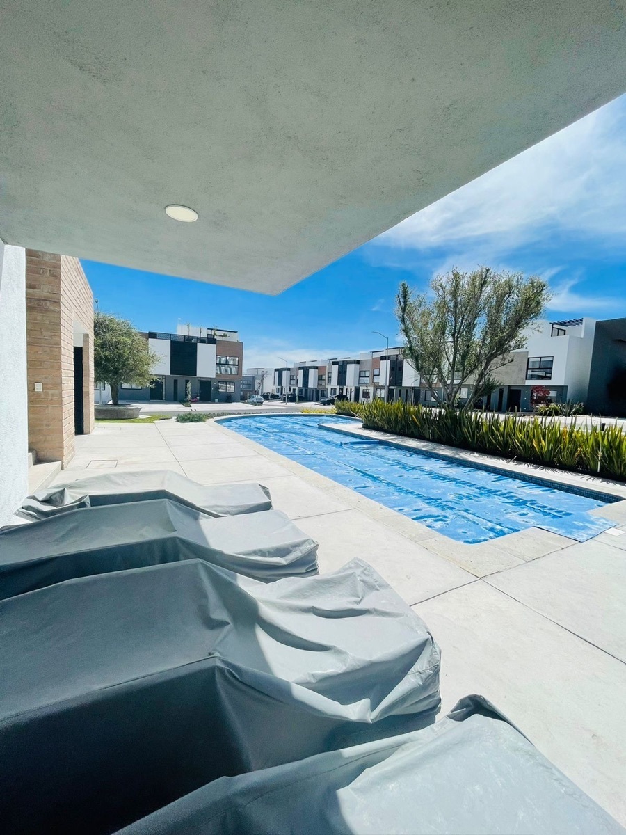 casa-en-venta-quertaro--roof-garden-4-recmaras-alberca46-26538